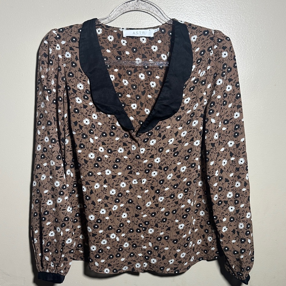 ASTR Lula Brown Floral‎ Long Sleeved Top Small